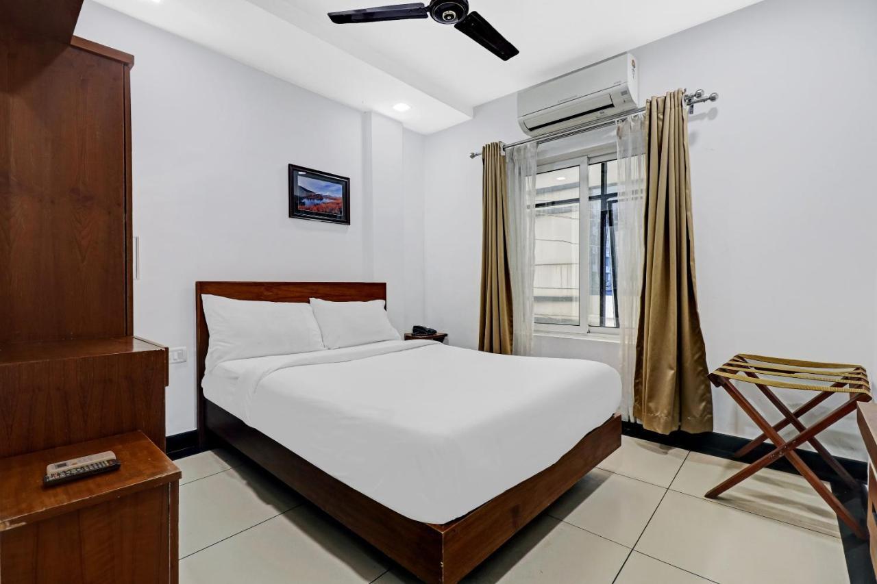 Oyo Townhouse 595 Majestic Inn Kochi Zewnętrze zdjęcie