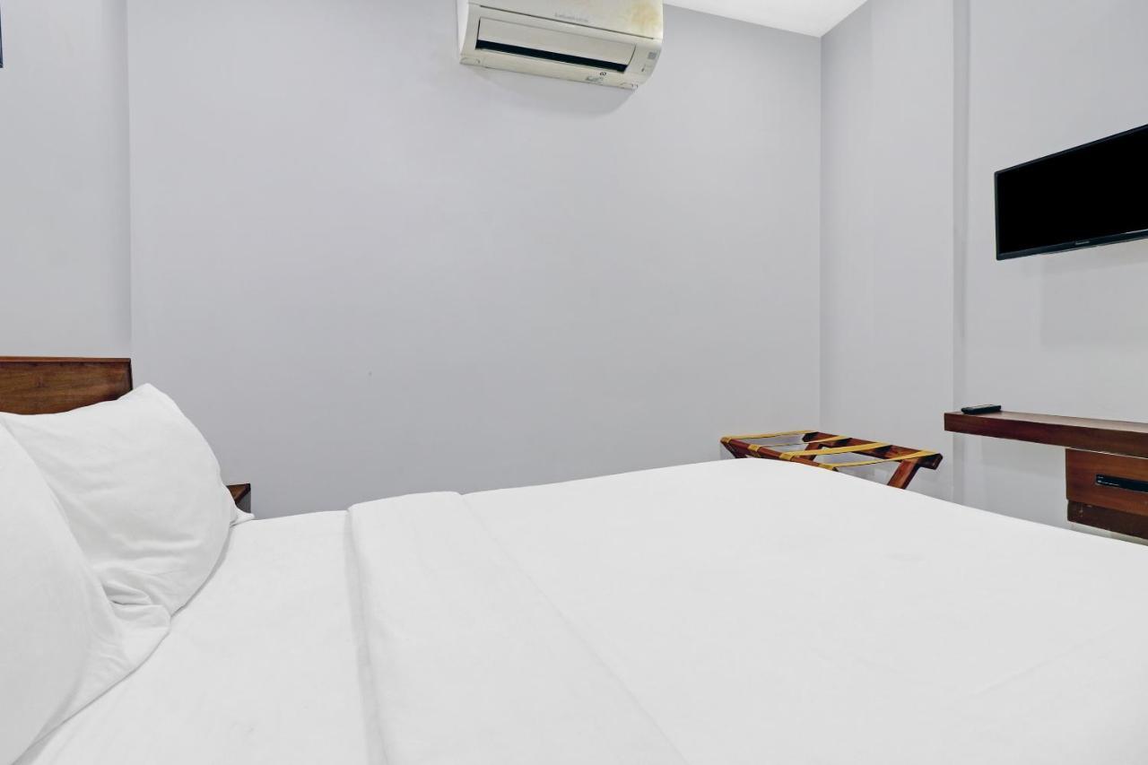 Oyo Townhouse 595 Majestic Inn Kochi Zewnętrze zdjęcie